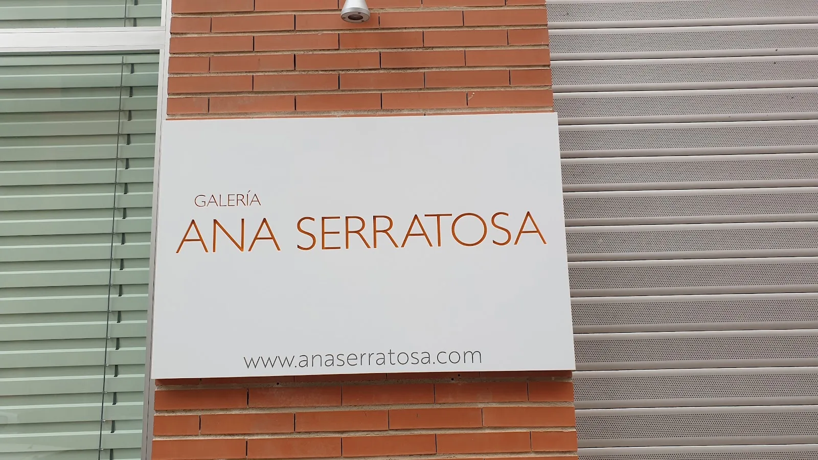 Ana Serratosa - Gallery & Art Spaces - Segunda Sede - Fotografía 5