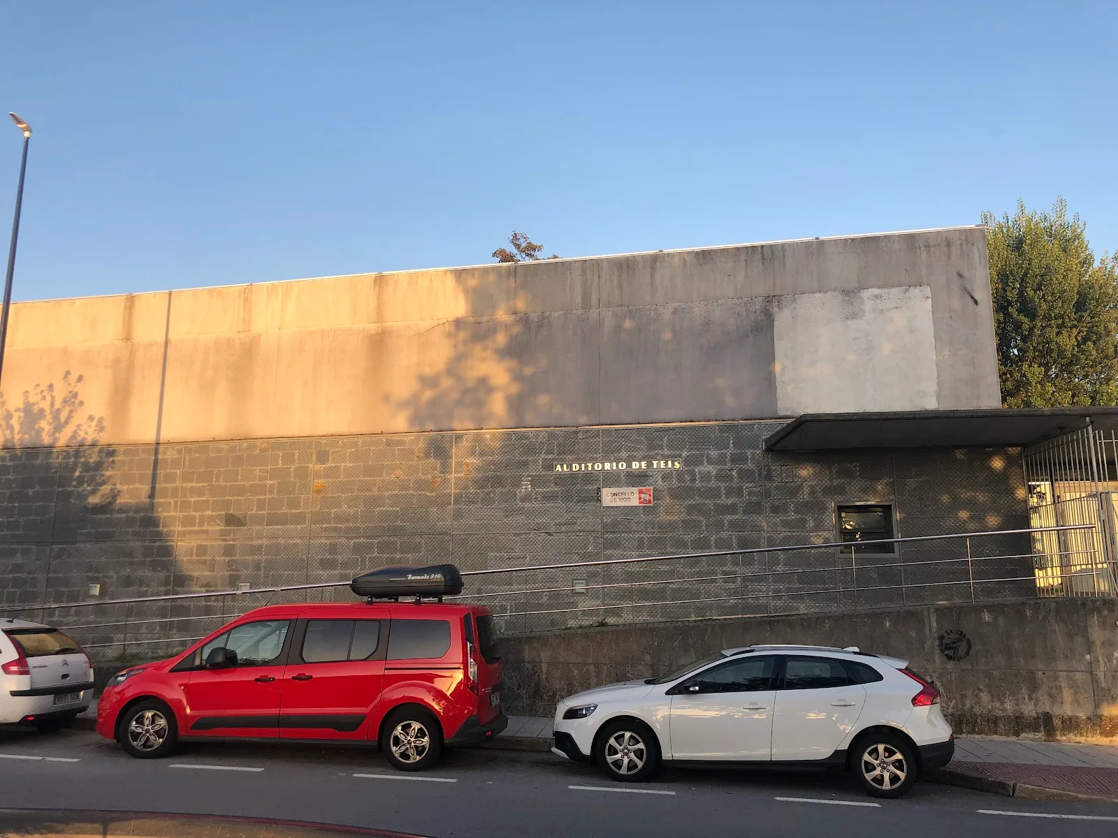 Auditorio Cívico de Teis - Fotografía 1