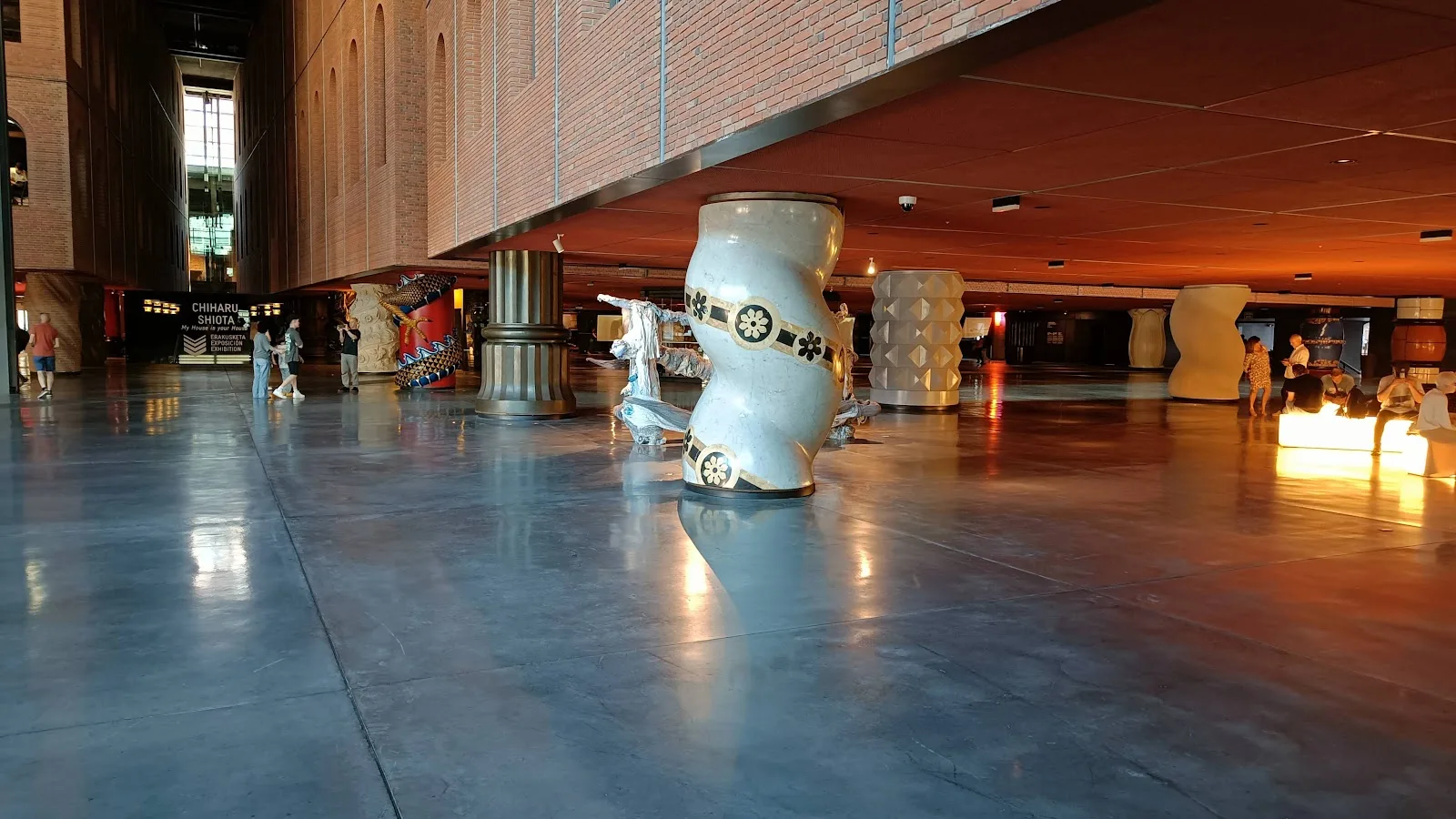 Azkuna Zentroa - Alhóndiga Bilbao - Fotografía 4