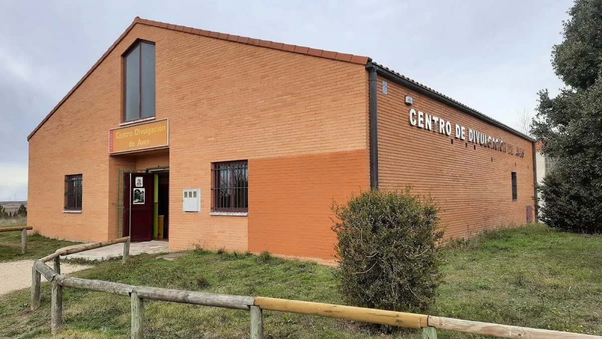 Centro Municipal de Divulgación de Aves