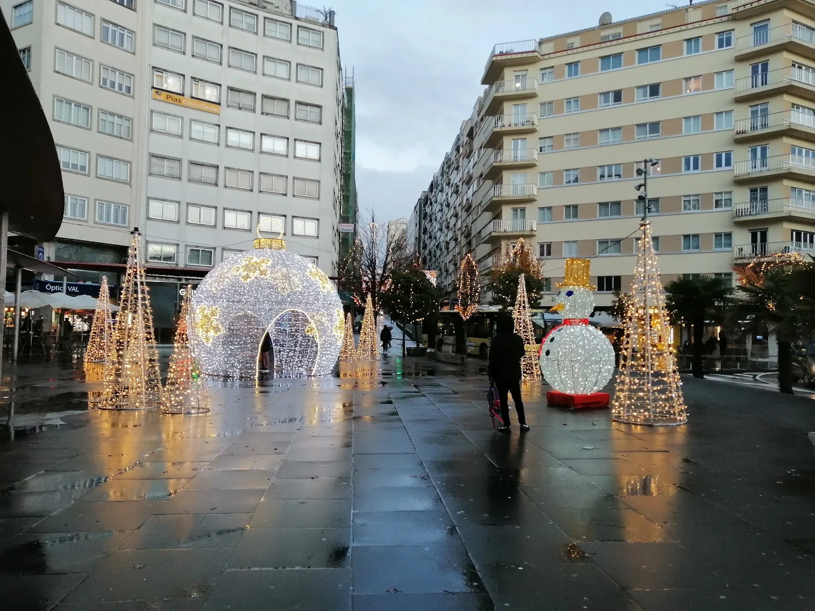 Centro Sociocultural e Xuvenil O Ensanche (Santiago de Compostela)