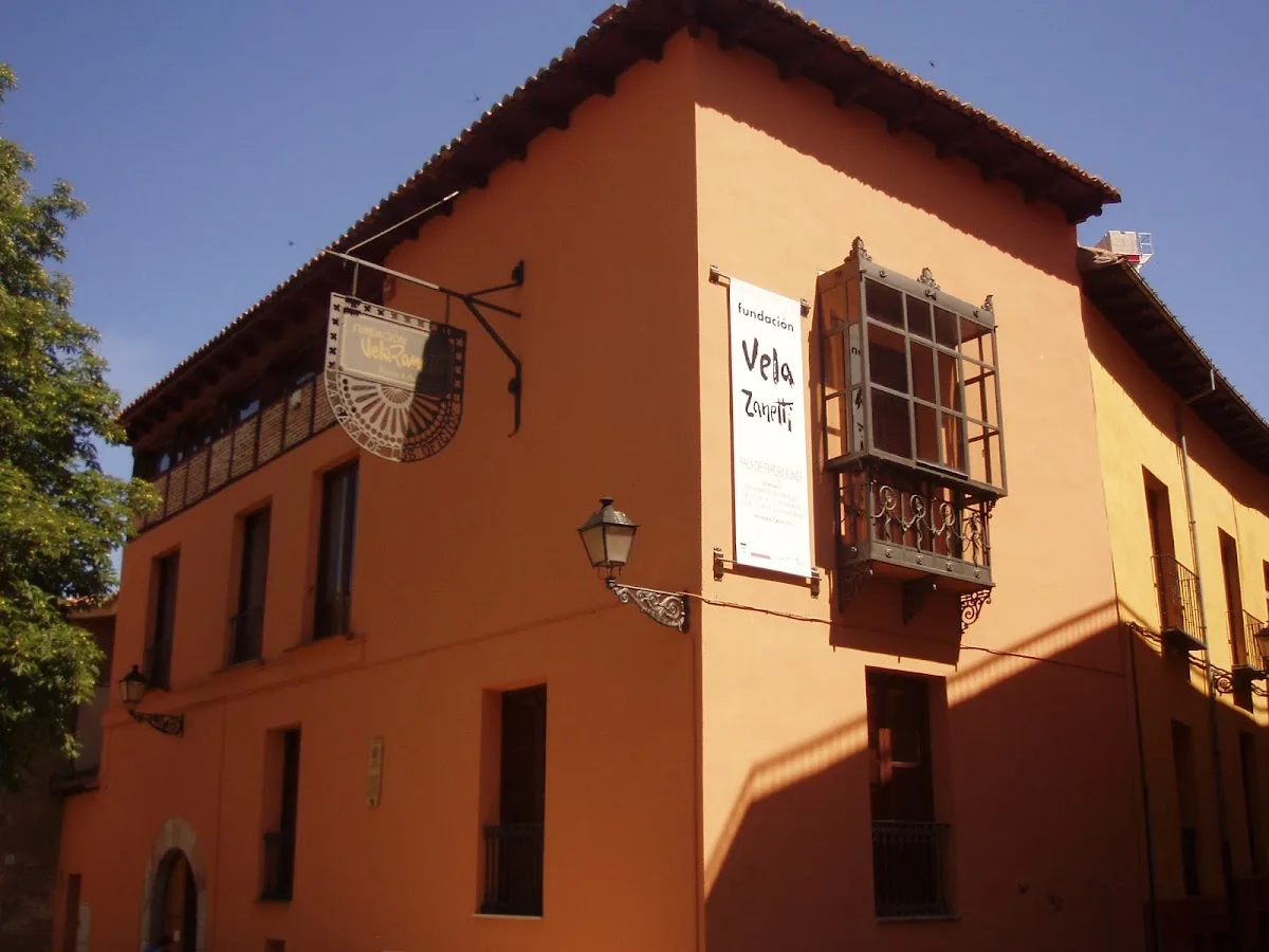 Fundación Vela Zanetti