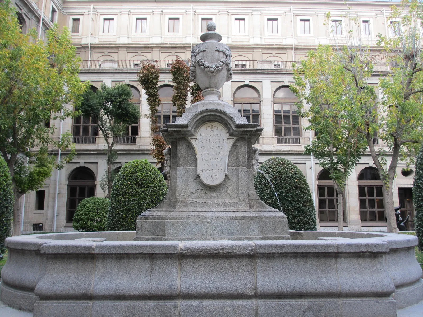 Jardín Edificio Sabatini