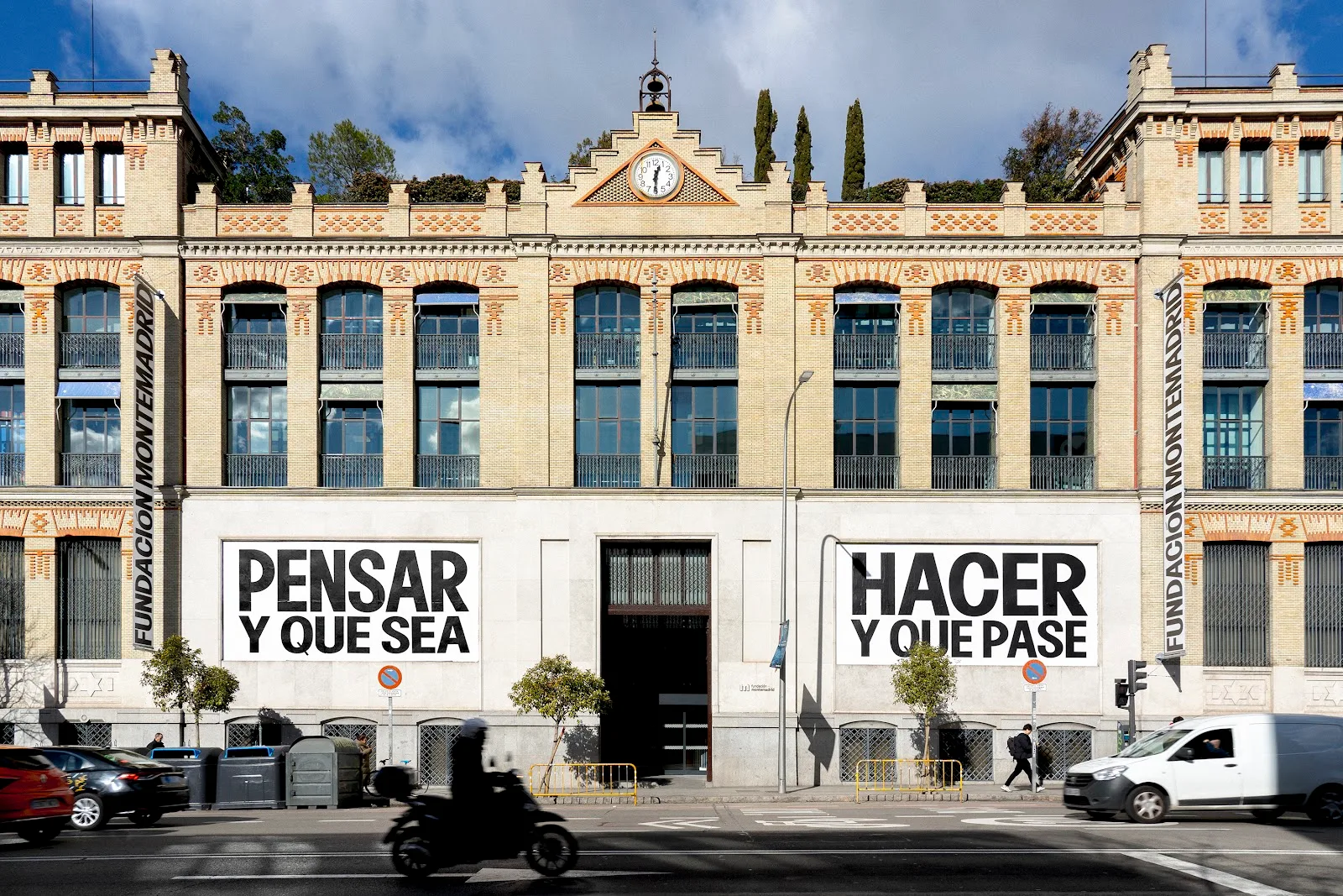 La Casa Encendida