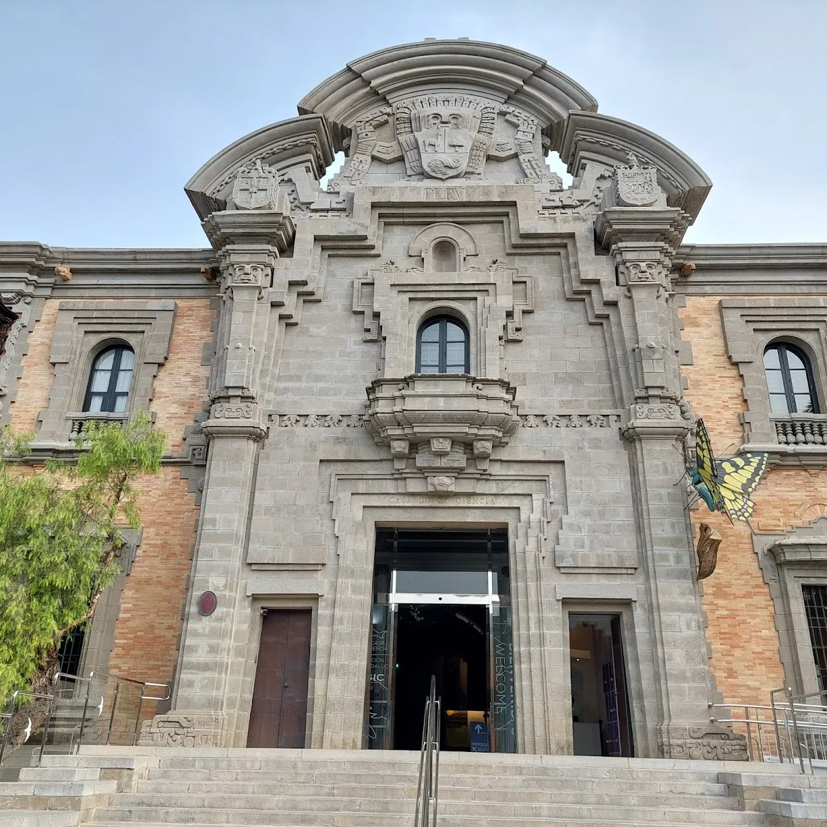 Palacio-Pabellón de Perú