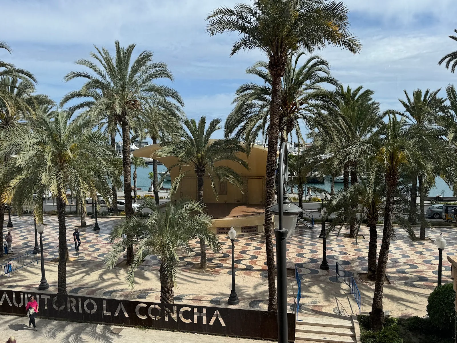 Real Liceo Casino de Alicante - Fotografía 1