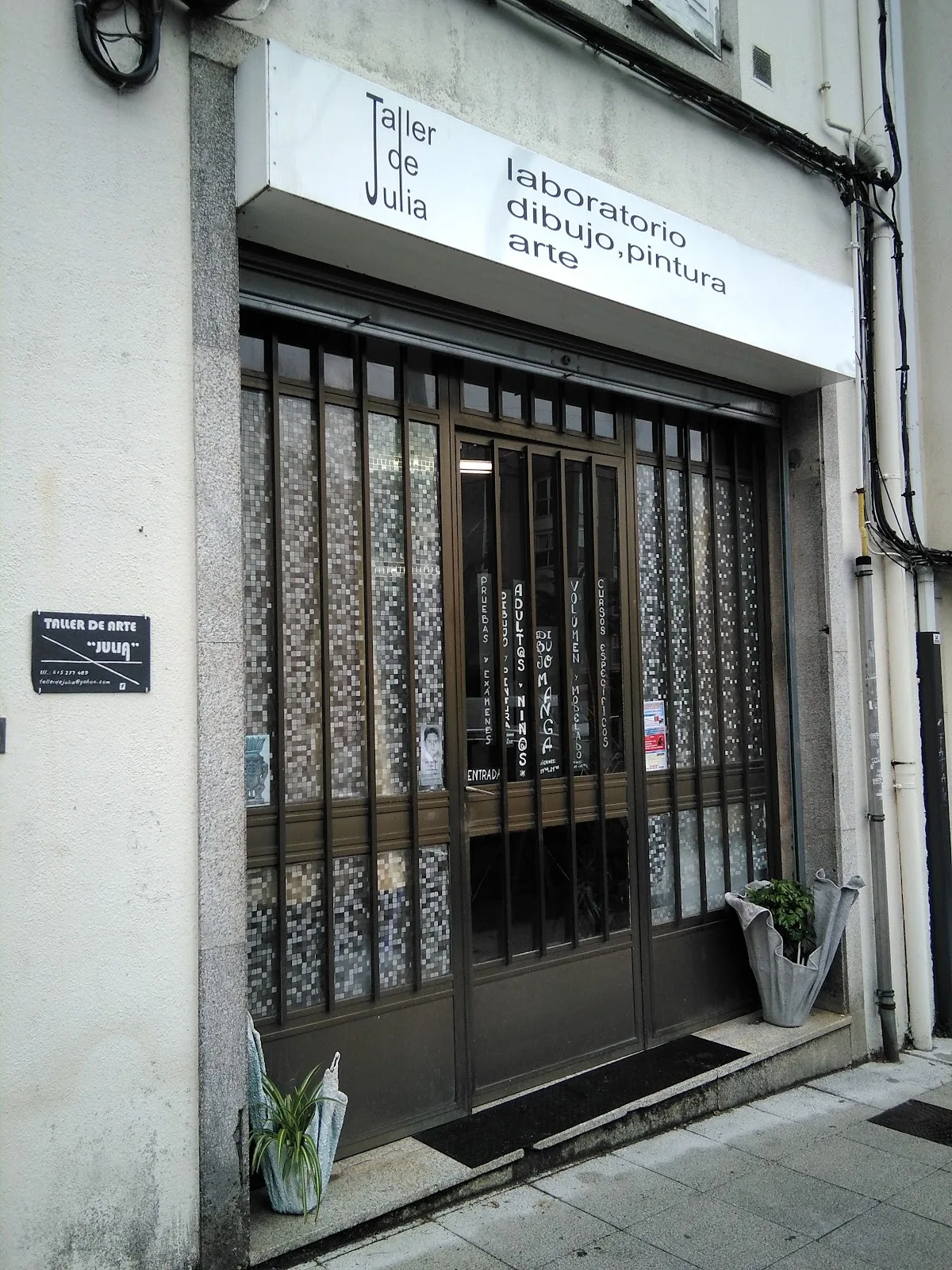 Taller de Julia, laboratorio de dibujo,pintura y Arte