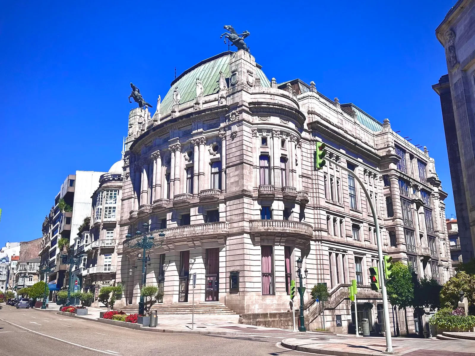 Teatro Afundación Vigo - Fotografía 1