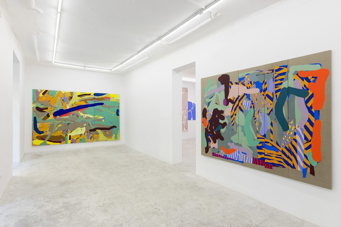 RÍO & MEÑAKA Gallery