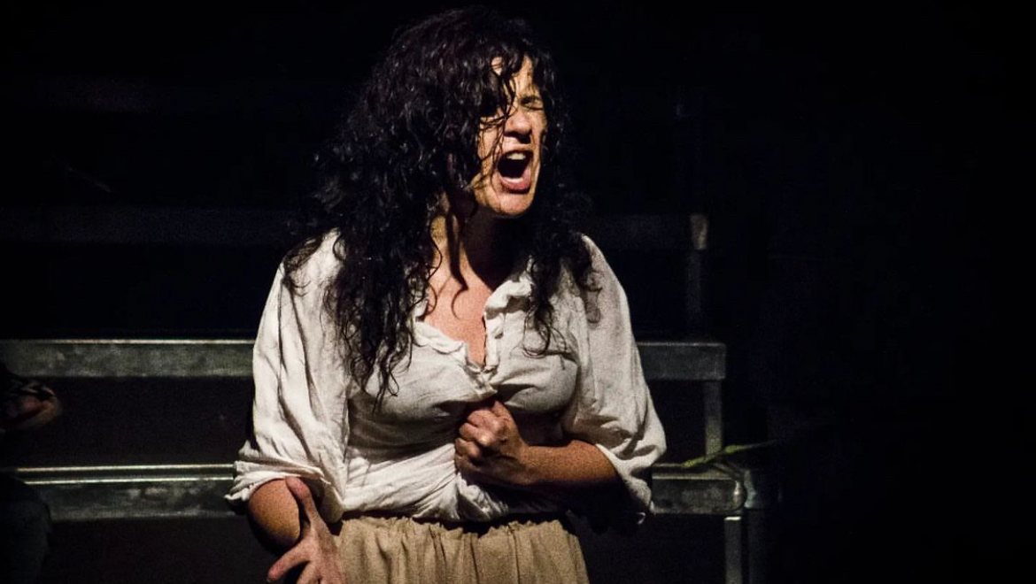 Compañía Artística Estíbaliz Núñez - Teatro Andaluz