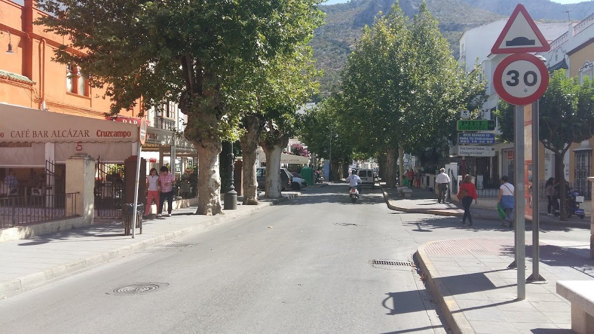 Galeria Comercial El Pasaje